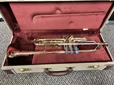 Getzen 900DLX Eterna Deluxe Bb trumpet