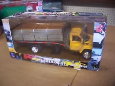 chevrolet kodiak C4500 flatbed truck,tiltbed,1/43,newray,chevy,duramax diesel