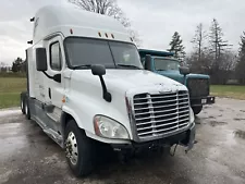 2014 freightliner cascadia parts