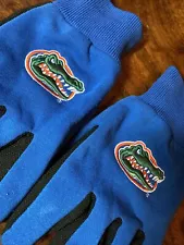 PAIR OF FLORIDA GATORS, SPORT UTILITY GLOVES FROM FOREVER COLLECTABLE