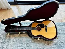 Martin OM Custom Shop VTS Spruce and Mahogany