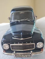 Revell Volvo PV 544 Die-cast 1:18 Dark Blue