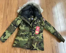 CANADA GOOSE Montebello Parka Ladies- Classic Camo Small w Tag - New! MSRP$1,450