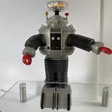 lost in space robot 1997