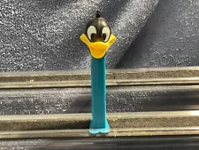 Pez Daffy Duck on Thin Foot 3.9 China Stem- Nice