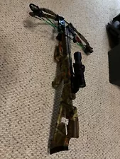 PSE Fang Crossbow in great condition. Great for Beginners. Hunters of all ages.