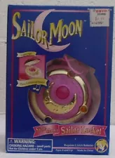 Sailor Moon Sailor Locket Necklace Light Up Sounds 1996 Bandai SEALED READ