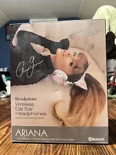 NIB Ariana Grande Limited Edition bluetooth Wireless Cat Ear Headphones w/Case