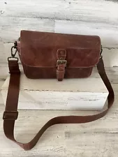 MegaGear Torres Top Grain Leather Camera Messenger Bag for Camera Brown