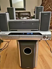 SONY DAV-DX150 5.1 Channel Home Theater System DVD/CD/ SURROUND DOLBY AM/FM