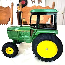 Vintage ERTL John Deere Diecast Tractor with Utility Cab 1/16 Scale