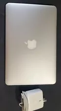 2015 MacBook Air 11” i5 Dual Core / 4GB / 512GB