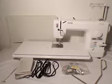 Brothers PQ1500SL Sewing/Quilting Machine Pre-owned 1500 Stitches Per Min. Test