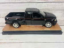 Ertl Ford F-150 Harley Davidson Pickup Truck 1:18 American Muscle