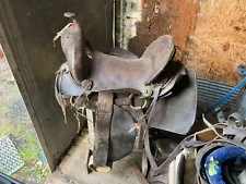 used western horse saddles