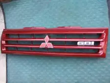 JDM Mitsubishi Pajero io H76W Front Radiator Grill Grille OEM roanne red Used