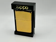 VINTAGE 2002 MARLBORO CIGRETTES GOLD DUST ZIPPO LIGHTER