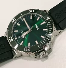 Oris Aquis 39.5mm Men's Watch Green Dial