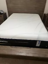 Queen size mattress Tempur-Pedic