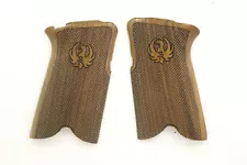 RUGER P85, P89, P90, P91 HANMADE WALNUT GRIPS