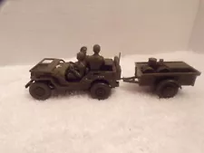 VTG Army Jeep with Trailer