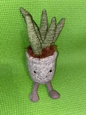 Jellycat Plush I Am Silly Succulent Aloe Vera Plant Smiling Pot Stuffed 7”