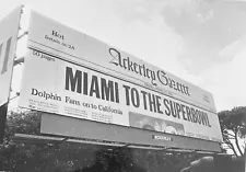 Vintage 1980s Photo Miami Dolphins To The Super Bowl Bill Board Sign PRESS PHOTO