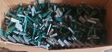 Lot of 2000 RAZORS ~ Single Blade Razor Disposable for Men Women (2000 Box) NEW