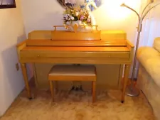 Wurlitzer upright Spinet piano