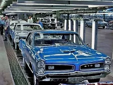 1966 PONTIAC GTO Factory ASSEMBLY LINE Classic Car Retro Picture Photo 4x6