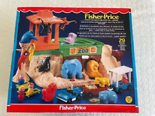 Vintage Fisher Price Little People #916 ZOO, 1984. NIB