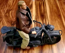 21st CENTURY TOYS STEVE MCQUEEN ACTION FIGURINE ON WW2 GERMAN MOTORCYCLE