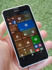 Nokia lumia 630 smartphone