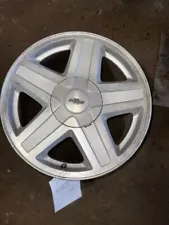 2002-2006 Chevy Trailblazer OEM 17x7 5 Spoke Aluminum Wheel