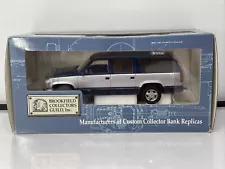 1/24 Brookfield Collectors Guild GMC Yukon 1500 Green Silver Collectors Bank