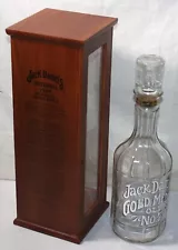 New ListingVtg Jack Daniels Gold Medal Old No 7 Decanter Glass Bottle w/ Wood Display Box