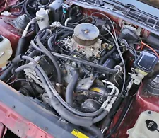 1986 5.0L 305ci Small Block Chevy SBC Carb Engine Motor w/ Edelbrock 1406 600cfm