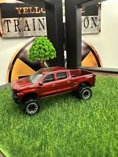 2018 HOT WHEELS '19 CHEVY SILVERADO Z71 TRAIL BOSS LT RED 3 1/8" PICKUP TRUCK