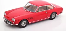 FERRARI 330 GT 2+2 1964 in 1:18 scale by KK Diecast