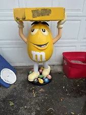 VINTAGE M&M YELLOW PEANUT Store Candy Display Character 43” Tall