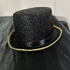 Dress Up America Top Hat for Adults - Shiny Tuxedo Magician Costume Hat