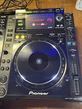 Pioneer CDJ-2000 DJ Turntable