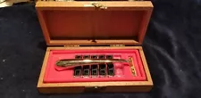 Barbershop "Old Fashioned Luxury" Gold Tone Razor & Blades in Wooden Box - Nice!