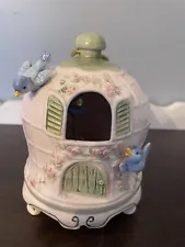 SCHMID MUSIC BOX #388 Bird House w/Animated Blue Birds Don't Cry for Me Arg 1983