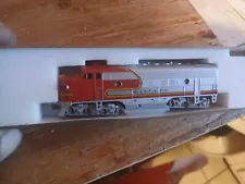 Kato USA EMD F7A Santa Fe Warbonnet Locomotive