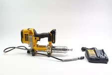 New ListingDeWalt DCGG571 20-Volt MAX Lithium-Ion 10,000 PSI Grease Gun Kit