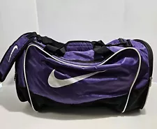 Nike Large Purple Duffle Gym Bag 24” Length Removable Shoulder Strap Basketball