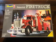 Revell 7529 Peterbilt Fire Engine 1:25 Model Kit