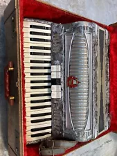 CASTIGLIONE ACCORDIAN