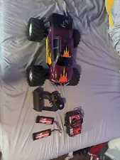 Traxxas E Maxx